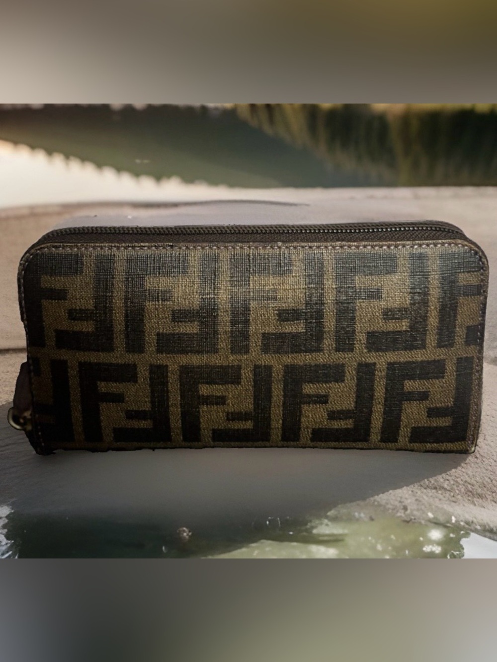 Fendi Zucca Spalmati Zip-Around Wallet Brown and Black with Dusty and COA - Picture 4 of 15